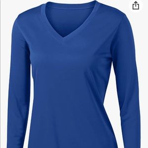 New! Animal Den Ladies Long Sleeve Athletic Top